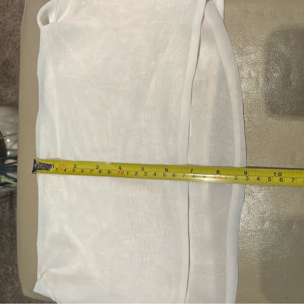 White Top - Picture 4 of 10